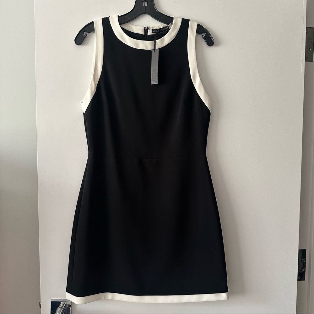 Alice + Olivia Truly Fitted Mini Dress in Black/Off-White (BRAND NEW; NWT)